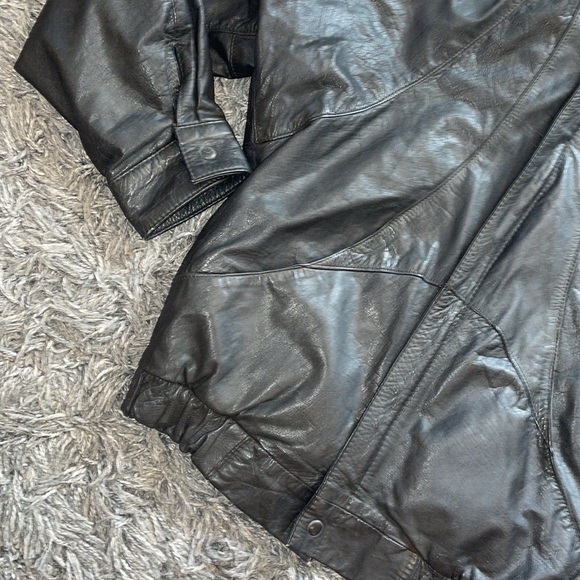 Vintage black leather jacket size medium - Picture 5 of 14